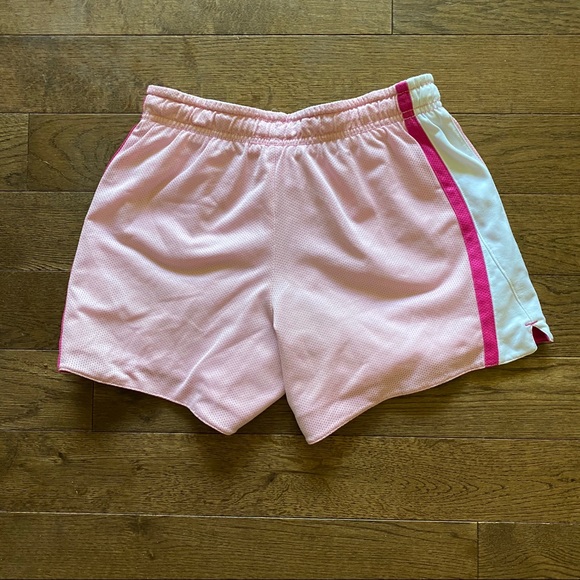 Reversible Nike Shorts - Picture 6 of 11